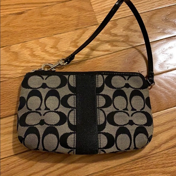 Wristlet - Picture 3 of 3